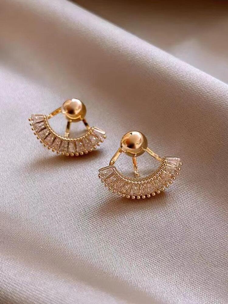 A pair of small and exquisite fan-shaped stud earrings with two stars - Gold - View 5