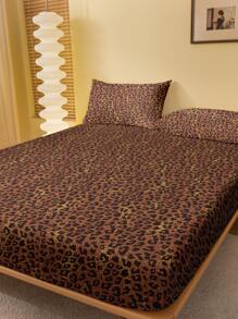 Gold Leopard Print Bedding Set With Bedsheet And Pillowcases - Gold - View 3