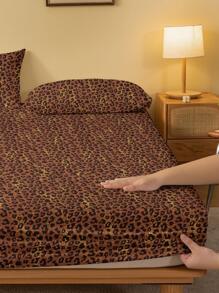 Gold Leopard Print Bedding Set With Bedsheet And Pillowcases - Gold - View 4