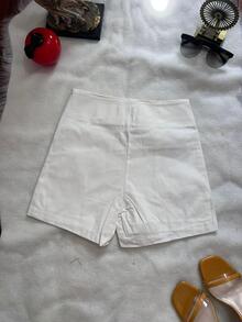 H.M MODA Short saia feminina com ziper por lado e com elastano - Branco - Visão 2