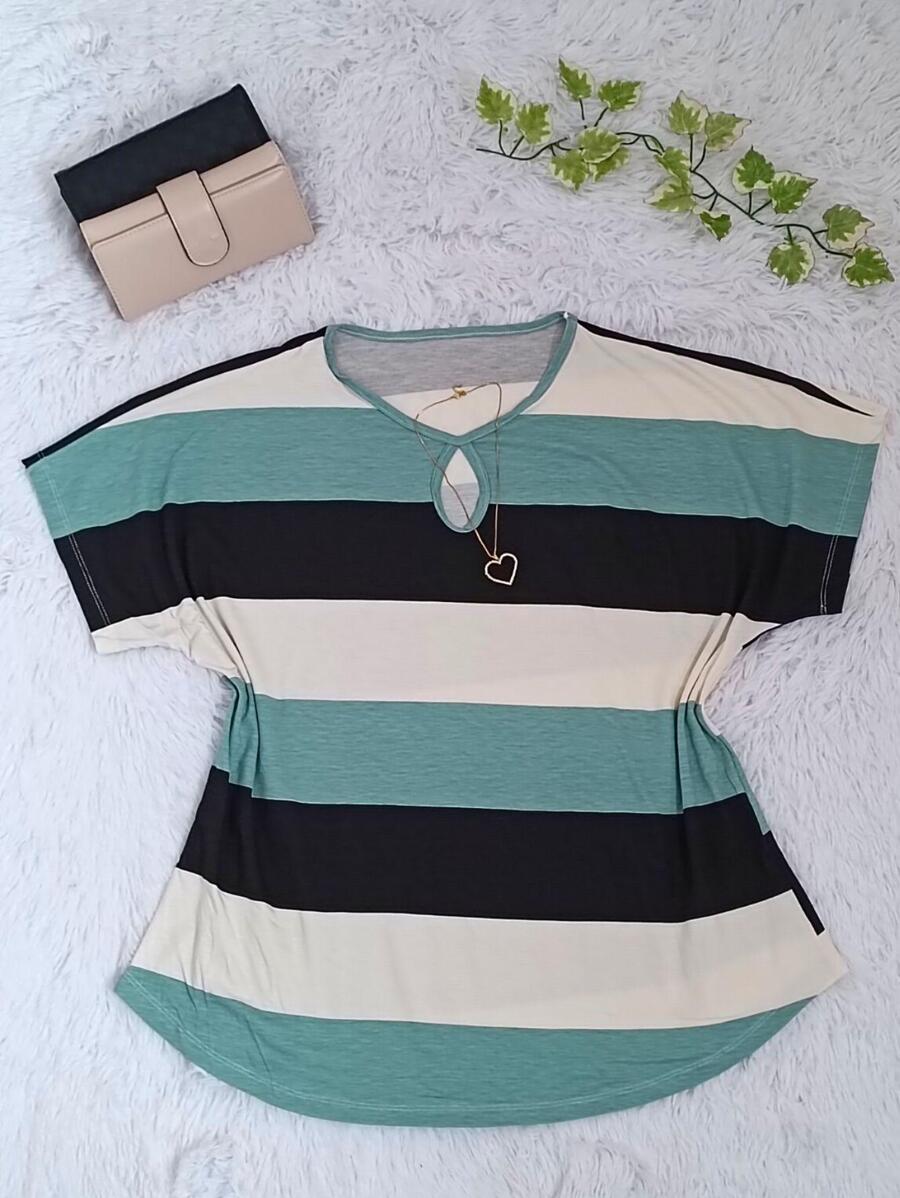 Plus Size Blusinha Camiseta Blusa Feminina Manga Curta G1 G2 G3 - Multicolorido - Visão 1