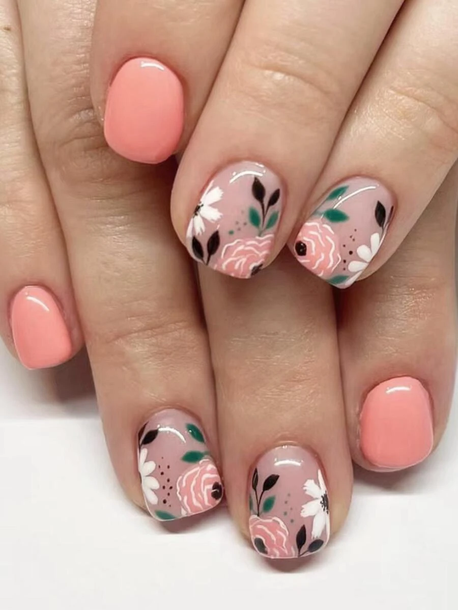 使用 24入組短方形可愛花卉全罩按壓式假指甲套裝升級您造型 - 彩色 - 查看 1