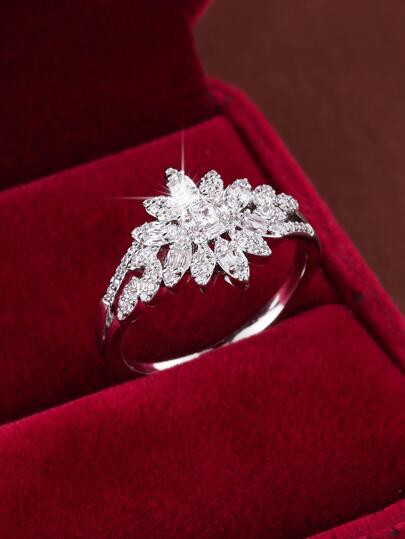 Women Elegant Flower Shaped Cubic Zirconia Decor Ring