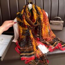 1 Máy tính Thiết kế mới Chấm bi & Sọc & In hoa, Khăn lụa thân thiện với da khi đi du lịch ngoài trời, chống nắng và thoáng khí - Nhiều màu - Xem 5