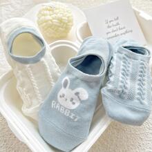 5pairs Women Cartoon Bear Head & Letter Graphic Non-slip Cute Invisible Socks For Daily Life