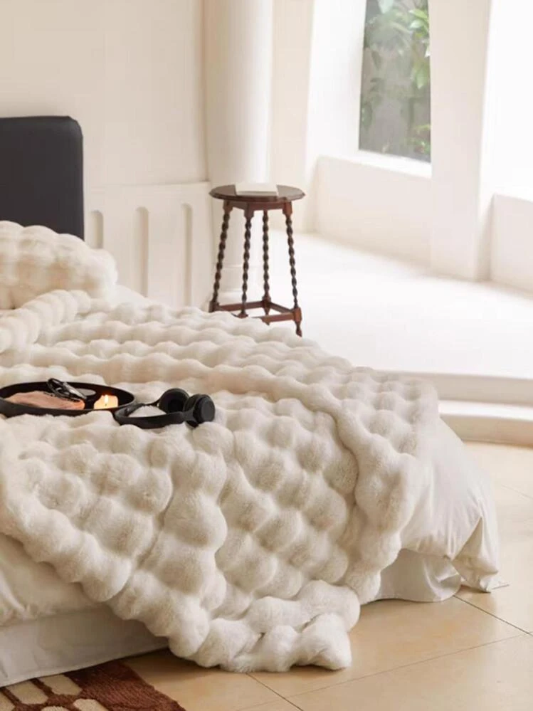 1pc Luxury Faux Mink Fur Plush Blanket, Thick Double-Layer Soft Fluffy Throw Blanket With Cloud-Like Feeling, Suitable For Home, Living Room, Bedroom, Sofa, Also Makes A Great Gift To Upgrade Home Living Quality - White - View 9