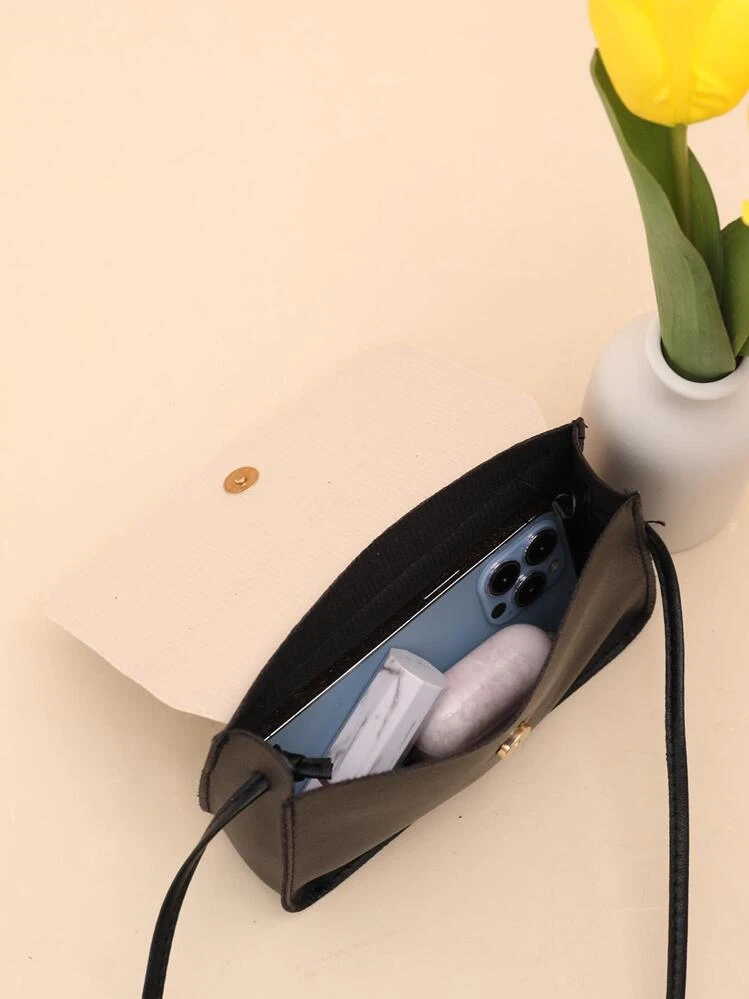 Bolso cuadrado con solapa y decoración en forma de corazón bicolor de San Valentín - Negro - Añade 6