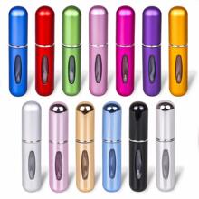 1 lọ đựng nước hoa mini có thể nạp lại, bình xịt có thể nạp lại, hộp đựng nước hoa rỗng, bình xịt mỹ phẩm, bình xịt du lịch, 5ml, quà tặng ngày lễ tình nhân, quà tặng cho phụ nữ, quà tặng cho bạn gái, quà tặng cho bạn gái, đồ dùng thiết yếu khi đi du lịch, đồ dùng đựng đồ du lịch cho bãi biển, kỳ nghỉ hè, trở lại trường - màu đen - Xem 6