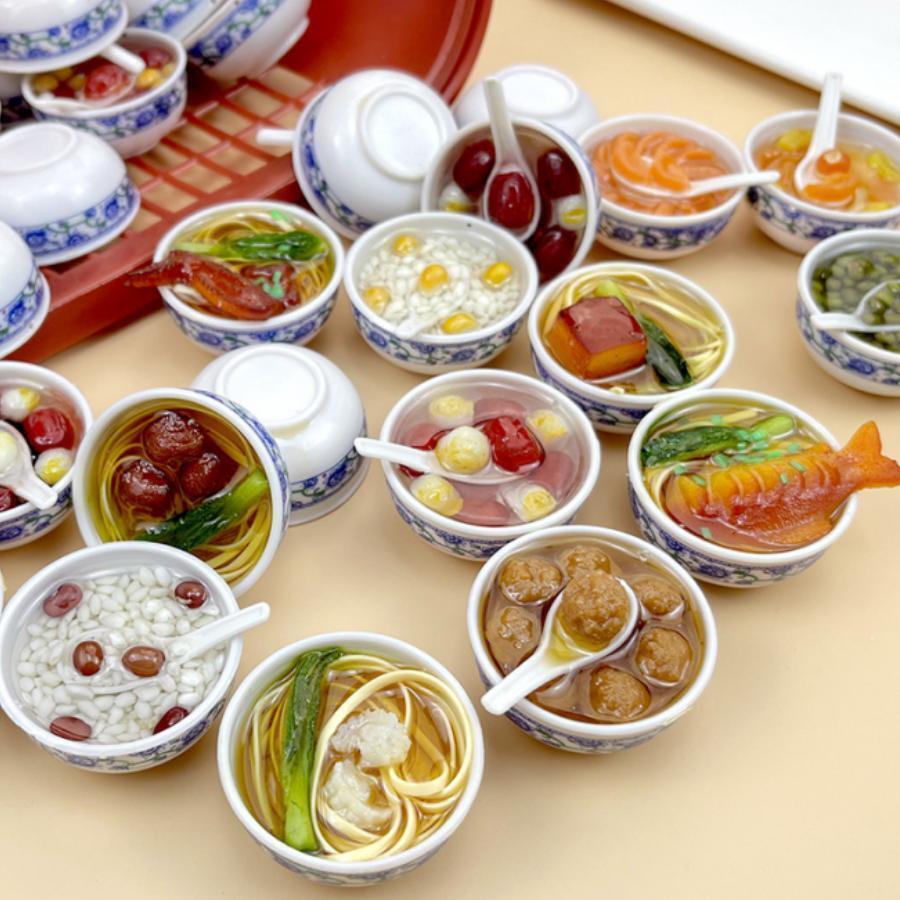 1个树脂3D逼真迷你食物工艺品4厘米碗面模型，食物玩具装饰DIY，颜色和款式随机 - 彩色 - 查看 1
