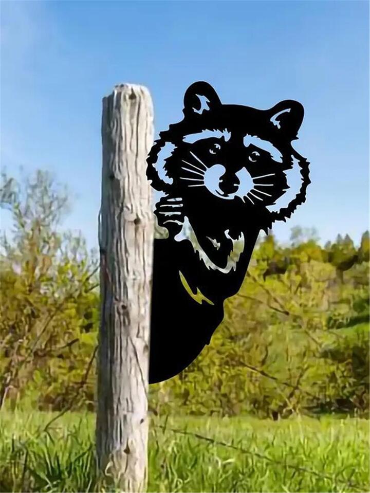 Totem Pole Raccoon