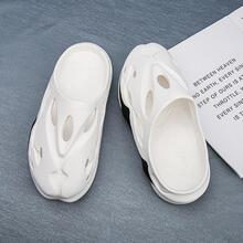 Summer Couple Breathable Clogs, Anti-Collision Slipper, Soft-Sole Beach Slippers, Large Size - White - View 3