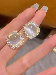 1pair Geometric Cat's Eye Stone Stud Earrings With Elegant Style