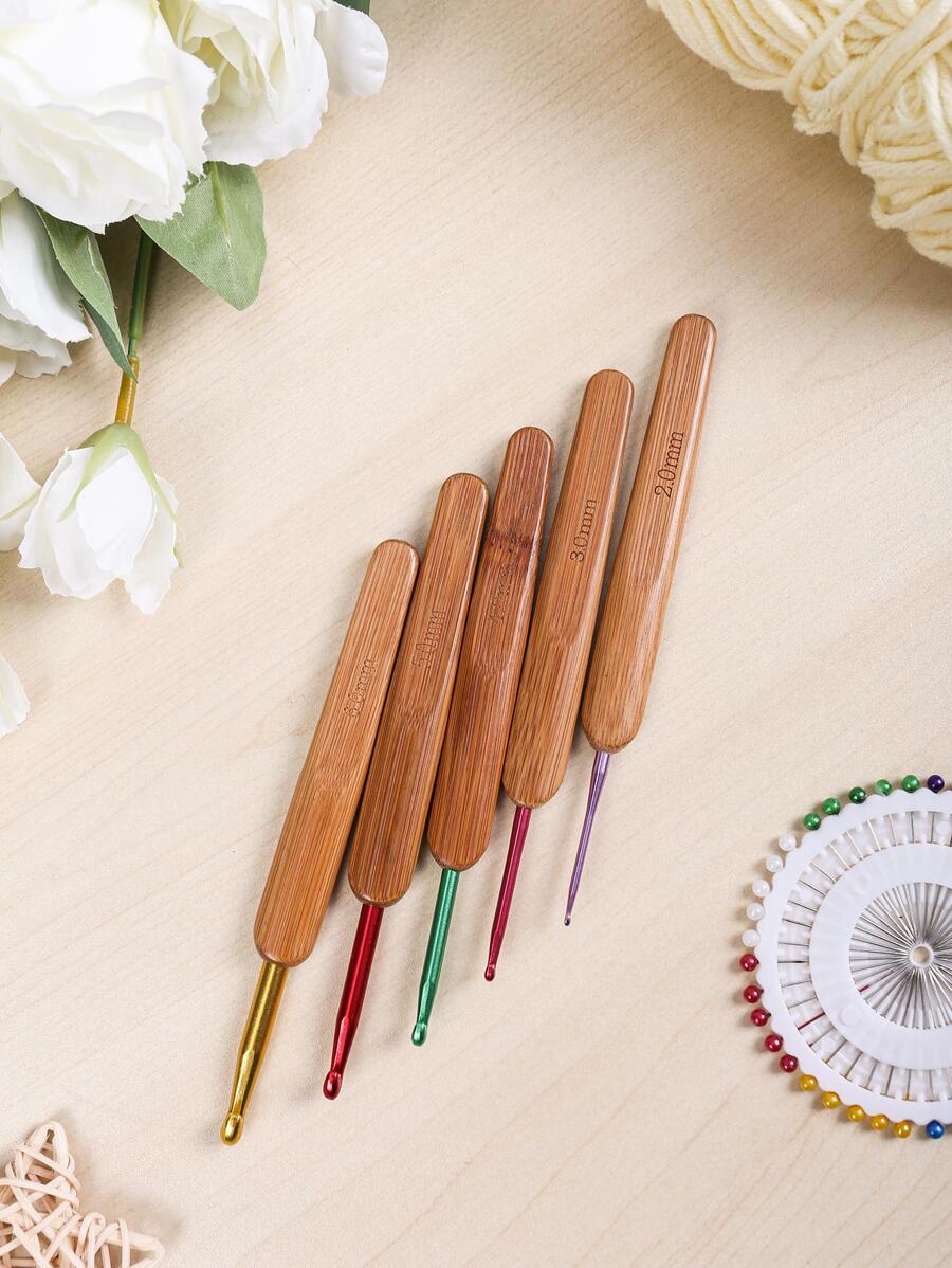 1套裝的竹子手柄勾織掛鉤 - 彩色 - 查看 1
