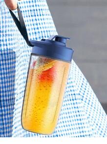 1pc Portable Usb Rechargeable Automatic Juicer For Home Use