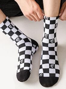 7 Pairs Of Men's Simple, Fashionable, Comfortable And Versatile Street Black And White Letter Pattern Mid-Tube Socks - Black and White - View 2