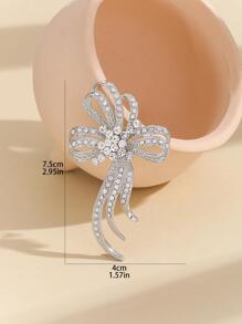 Royal Women Rhinestone Decor Glamorous Scarf Pin For Daily Life Valentine's Day Valentines Dress Accessories Pin For Clothes Bag Charm School Office Accessories Shirts Jacket Jewelry Christmas Halloween Clothes Pin Funny Cute Teacher Gifts