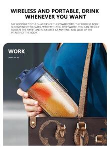 1pc Portable Usb Rechargeable Automatic Juicer For Home Use