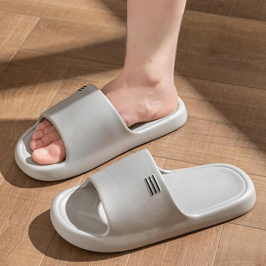 Men Geometric Detail Non Slip Slides, Fashionable Outdoor EVA Slippers - Grey - View 1