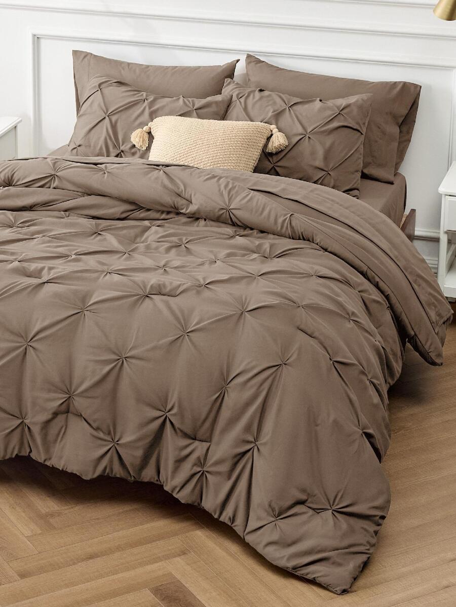 Bedsure Summer Vacation Bedding Set (Holiday Essentials), Comforter Set - Bed In A Bag 5/7 Pieces, Pintuck Beddding Sets Bed Set With Cooling Comforters, Sheets, Pillowcases & Shams, Twin XL Comforter Set, Soft Bedding Set Gift For Graduation/Vacation/Birthday Decoration/Back To School, For Room Decor, Home Decor, Bedroom Decor, Dorm Decor, Father's Day Gift - Braun - Übersicht 1