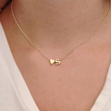 心形和字母吊饰项链情人节 - 金色 - 查看 1