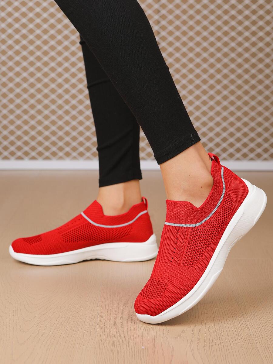 女性舒服的條紋圖案運動鞋,運動紅色的織物跑步鞋 - 酒紅色 - 查看 1