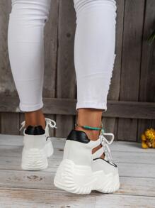 內增高黑色空心女子涼鞋，內藏式楔形鞋底，2024春夏新款系列。多功能厚底透氣休閒鞋，軟白底和紅色高跟涼鞋，適合女性。 - 白色 - 查看 5