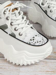 內增高黑色空心女子涼鞋，內藏式楔形鞋底，2024春夏新款系列。多功能厚底透氣休閒鞋，軟白底和紅色高跟涼鞋，適合女性。 - 白色 - 查看 6