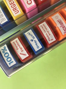 8入組教師趣味評論辦公室感光樹脂印章，兒童英語鼓勵塑料印章套裝 - 彩色 - 查看 2