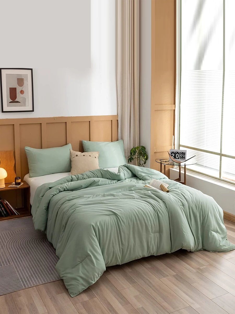 Modern Simple Solid Light Green Bedding Comforter, Washable Super Fine Fiber Soft And Comfortable Quilt - Multicolor - View 1