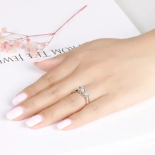 1入組三石頭圓形切訂婚戒指適合女士3.8mm和5mm方晶鋯石925純銀週年紀念日結婚戒指為她白金方晶鋯石戒指首飾類禮物 - 銀色 - 查看 6