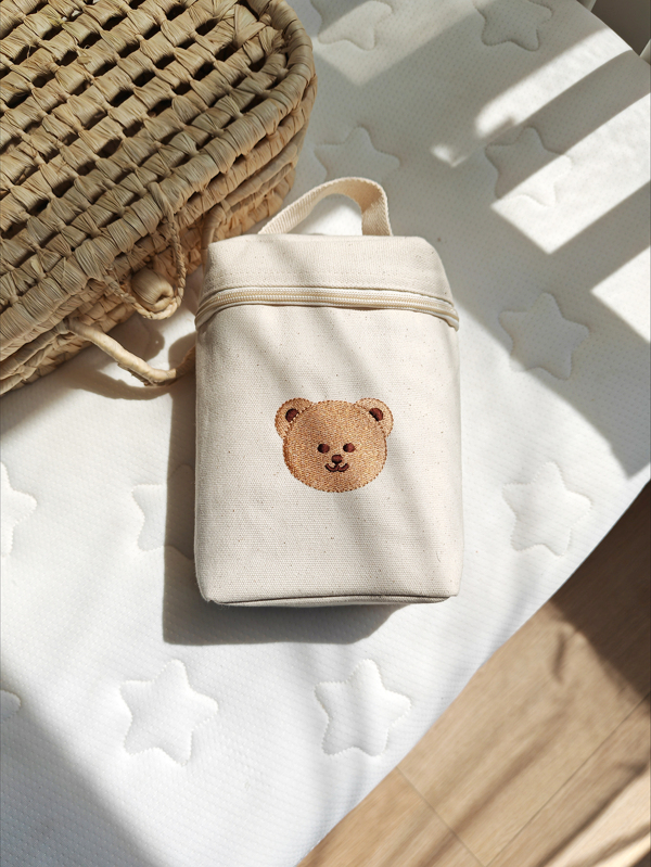 Una bolsa de mamá aislada e impermeable para bebé beige de lienzo con bordado de animales para almacenar leche, universal para las cuatro estaciones
