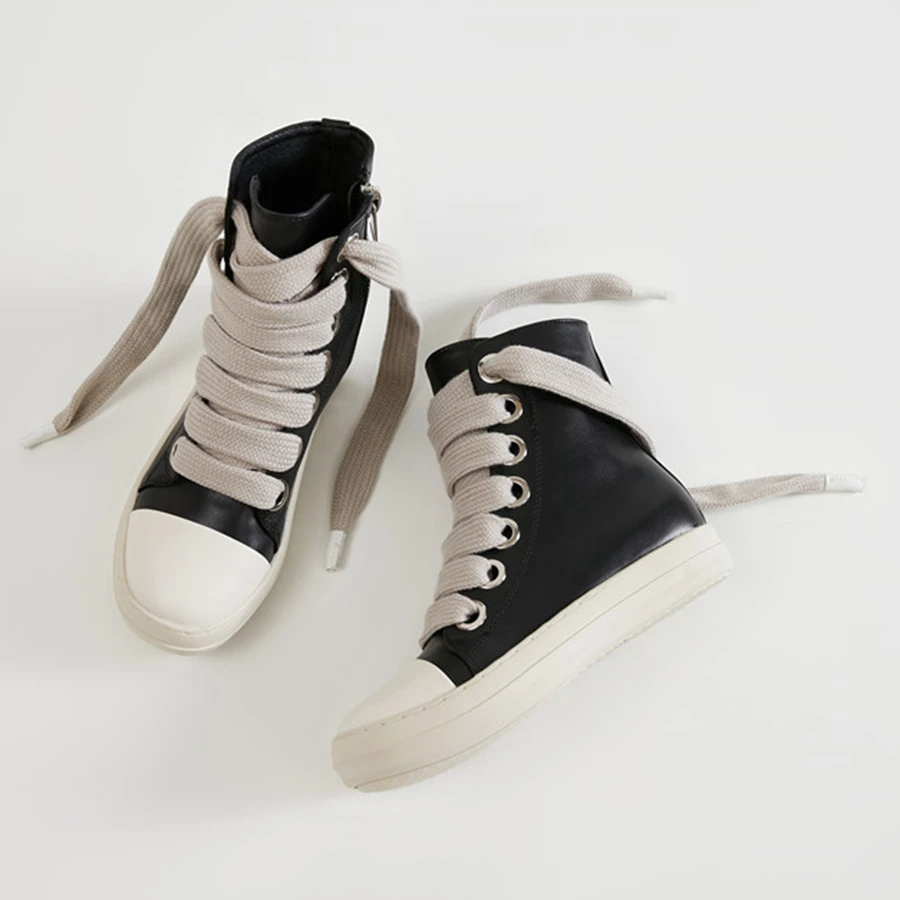 Men Lace Up High Top Skate Shoes, Sporty Outdoor Sneakers - Black - View 1