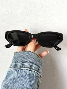 1pc Female Stylish Black Geometric Frame Eyeglasses With Decorative Temples Shades Beach Accessories Beach Accessories For Women Glasses Shades Basics Fall Winter Women Outfits Clothes Business Casual Gifts For Summer Beach Vacation,Outdoor,Travel Preppy Style For Back To School