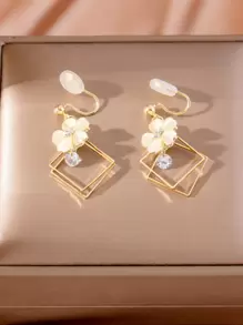 1 par de pendientes cuadrados elegantes con diseño floral para clip, pendientes largos sin perforar para uso diario