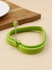 1pc Heart-shaped Silicone Egg Ring In Green - Green - View 3