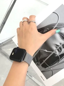 1条男女通用经典金属磁吸米兰尼斯网状表带,运动时尚,兼容 Series 11、Series 10、Series 9,尺寸45mm、49mm、38mm、40mm、41mm、42mm、44mm、46mm,兼容 Ultra/SE/11/10/9/8/7/6/5/4/3/2/1,时尚银色智能手表表带,兼容表带 - 銀色 - 查看 5