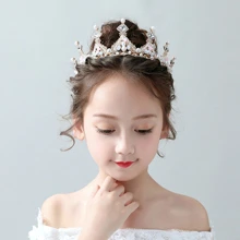 1pc Girls Rhinestone & Faux Pearl Decor Crown Design Glamorous Headband For Birthday Party - Gold - View 1