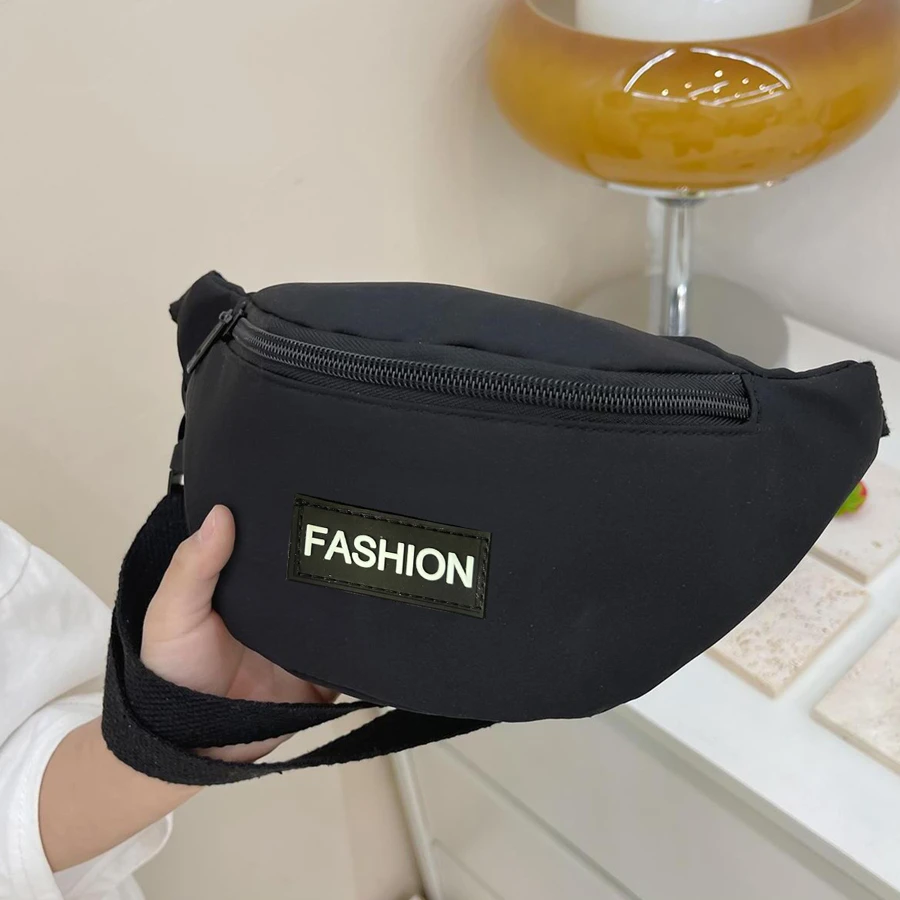 時尚兒童黑色胸袋男孩女孩旅行斜挎包可調節背帶字母圖案幼童背包 - 黑色 - 查看 1