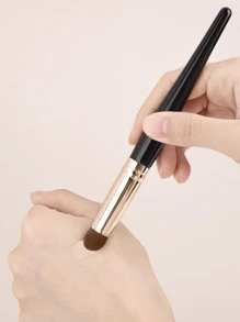1 pieza Brocha para Corrector - Negro - Ver 3