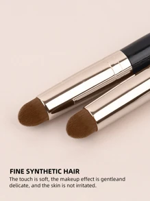 1 pieza Brocha para Corrector - Negro - Ver 2