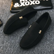 一對男士萬能便鞋（備註：尺碼較小，建議增加一個尺碼訂購），滑步式設計，柔軟鞋頭和防滑鞋底，適用於休閑工作聚會，帶扣通風運動優雅款式，戶外駕車鞋 - 黑色 - 查看 9