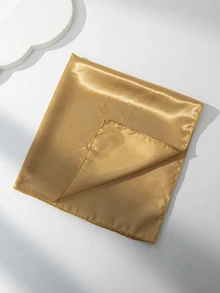 1條純色極簡風頭巾,時尚的方形圍巾,適用於日常生活 - 金色 - 查看 2