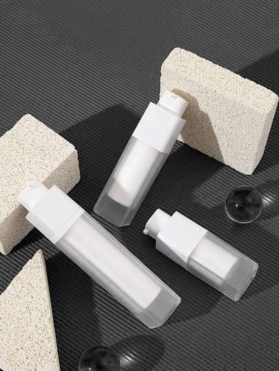 1pc Plastic Portioning Bottle, Modern White Storage Bottle For Outdoor Travel