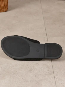Summer Fashionable Crocodile Pattern Outdoor Slides With Flat Sole And Mesh Top - Black - View 1