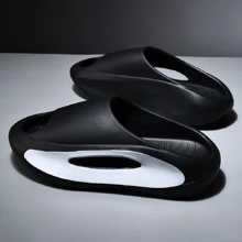 2023夏天男生和女孩拖鞋帶防碰撞設計,加厚鞋底和更高跟高度適用於淋浴,家庭和海灘 - 黑色 - 查看 3