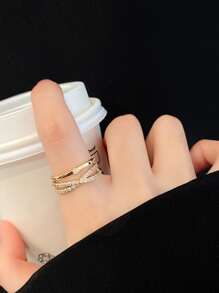 1pc Luxury Minimalist Design Cross Ring With Micro-Inlaid Zirconia Stones, Versatile Fashionable Accessory