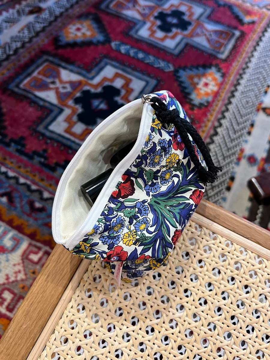 Túi đựng đồ họa tiết hoa đầy màu sắc Túi đựng đồ trang điểm Hộp đựng đồ trang điểm Túi đựng đồ trang điểm Túi vệ sinh Túi đựng mỹ phẩm Túi giặt cho phòng tắm du lịch Ký túc xá đại học cho bé gái Phụ nữ Mẹ Mẹ Mẹ Quà tặng cho - Nhiều màu - Xem 1