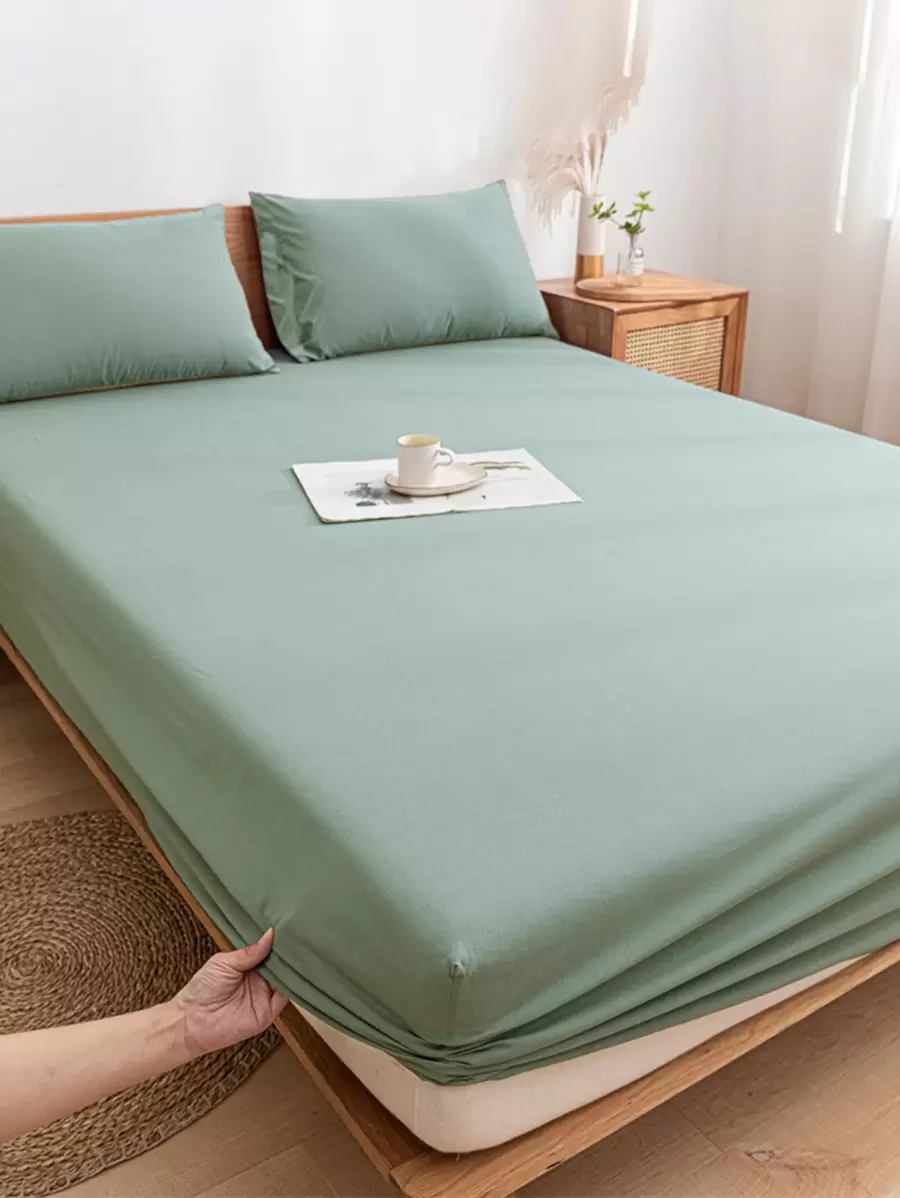 1 Set Of 3pcs Mint Green Soft Brushed Bedsheet Set