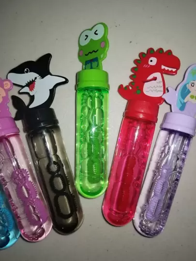 24 burbujas Lindo juguete varita de burbujas dibujos animados juguetes de burbujas para niños 24 piezas surtidas adorno fiesta