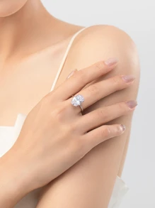 1 件 4 克拉經典簡約 S925 純銀橢圓形戒指,精美珠寶,適合女士訂婚婚禮新娘首飾 - 銀色 - 查看 3